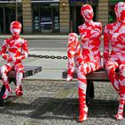 Flatterbandpuppen auf dem Gendarmenmarkt