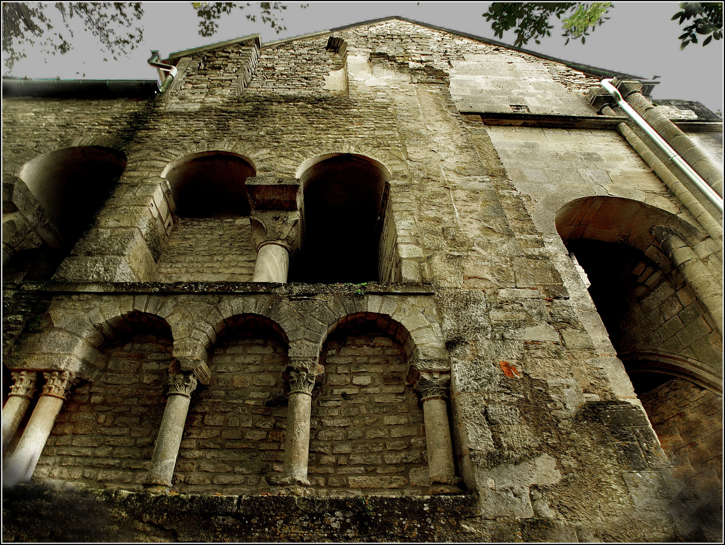 Flavigny s. Ozerain- Klosterruine