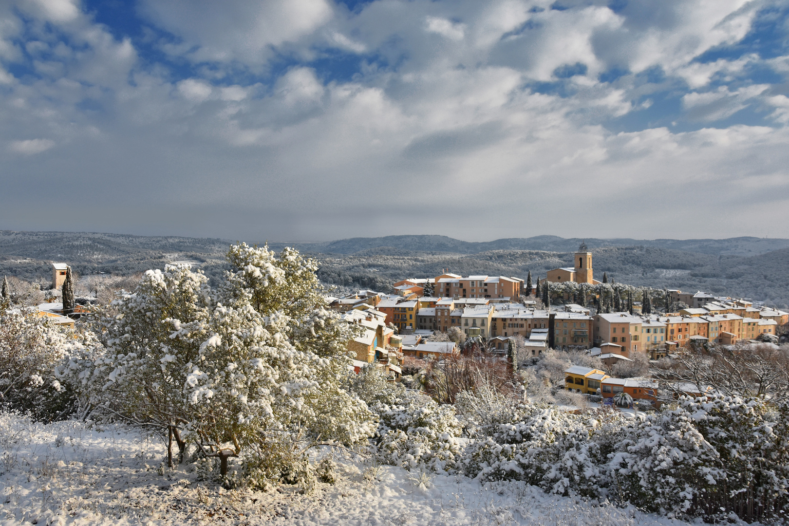 Flayosc, mon village sous la neige hier