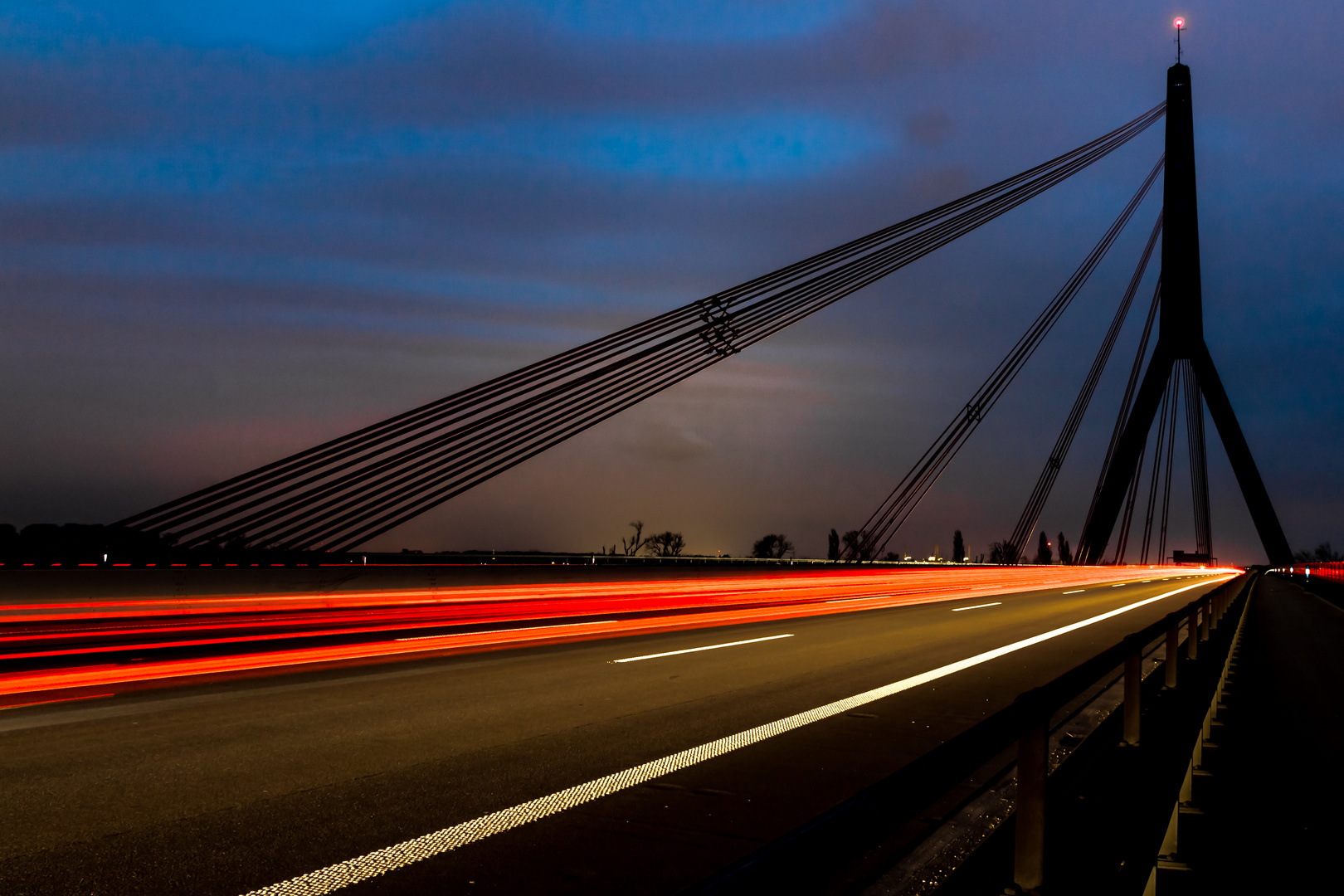 Fleher Brücke BS, Düsseldorf