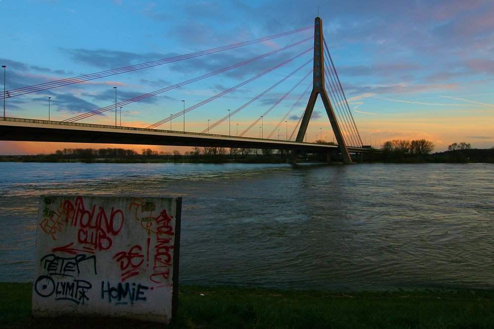 Fleher Brücke - Düsseldorf