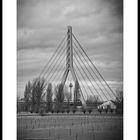 Fleher Brücke mit Rheinturm Düsseldorf