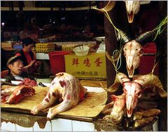 Fleischmarkt in Zhongdian