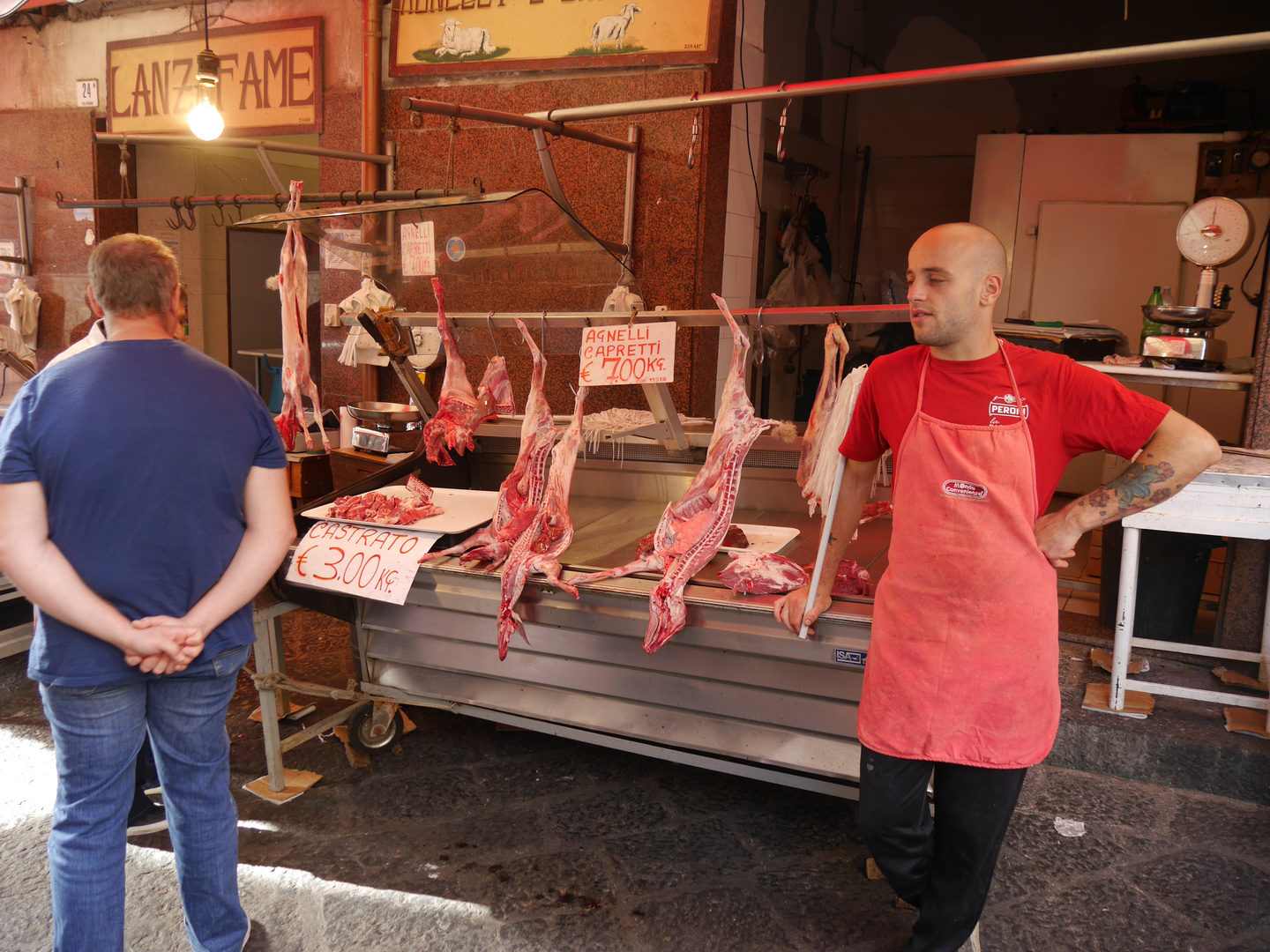 Fleischstand  auf dem Markt in Catania - Sizilien