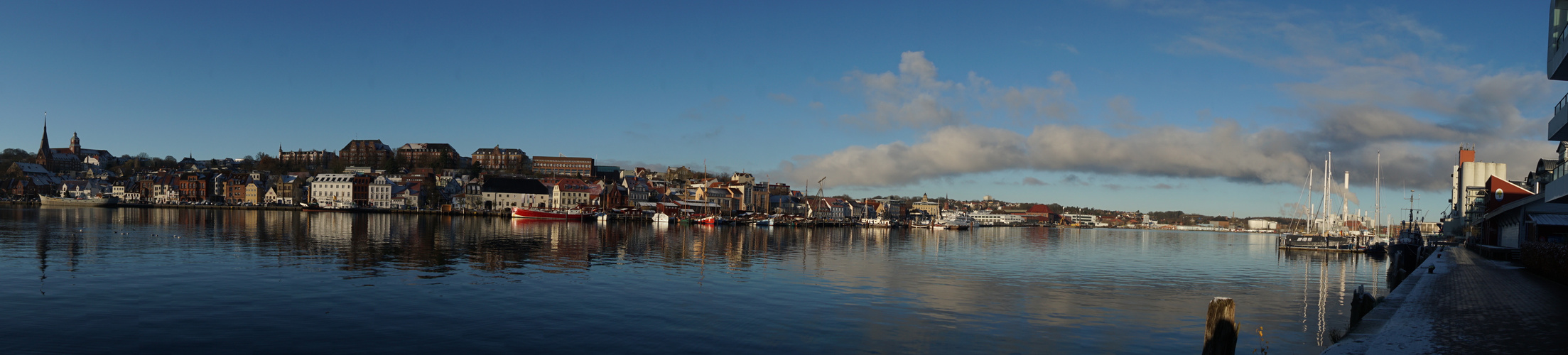 Flensburg am Morgen nach Schneefall