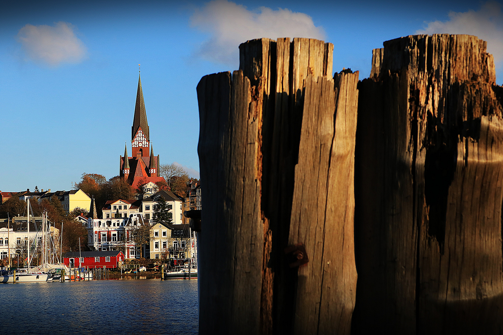 Flensburg - Blick vom Museumshafen auf St. Jürgen