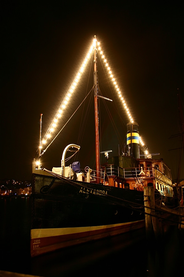 Flensburger Hafen bei Nacht