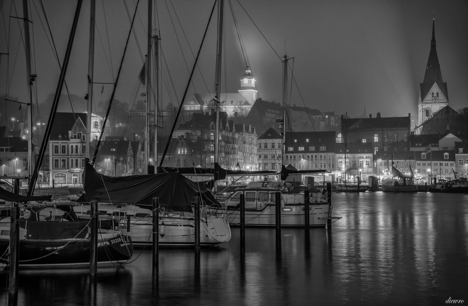 Flensburger Hafen bei Nacht