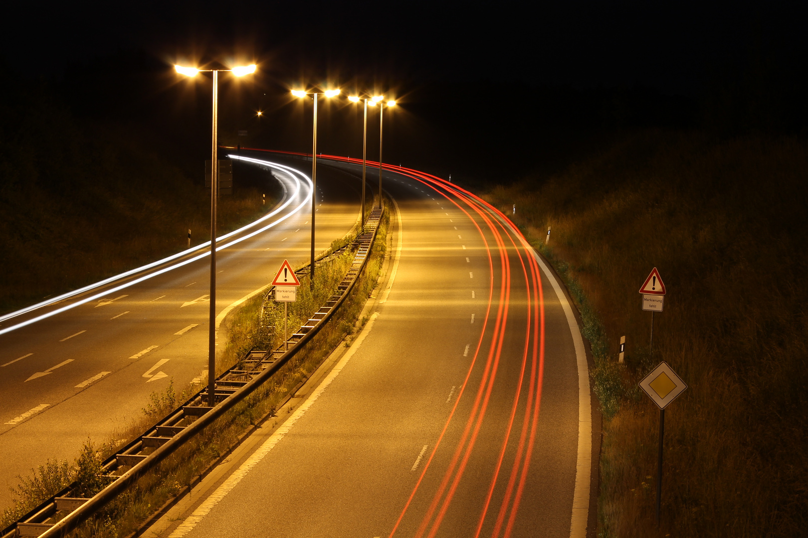 Flensburgs Straßen bei Nacht