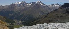 Fletschhorn 3993m , Lagginhorn 4010m und Weismies 4017m hoch (v.l.n.r. ....)