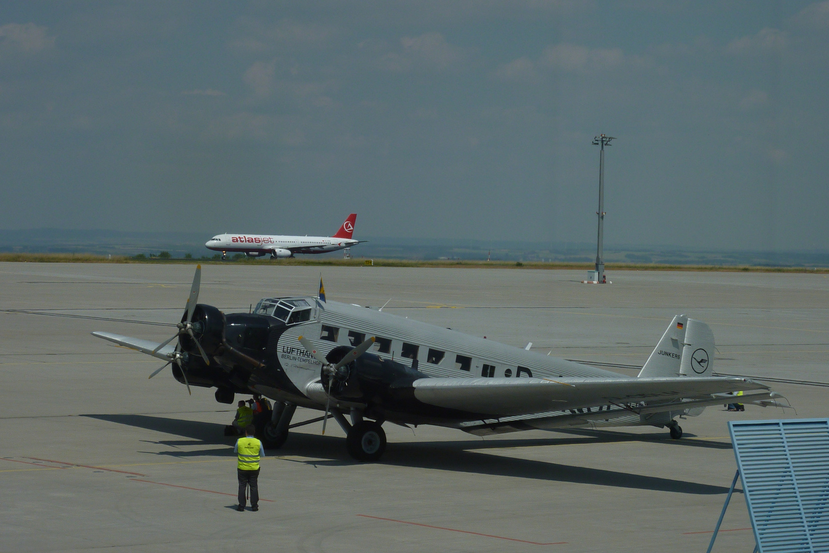 Fliegen damals und heute....