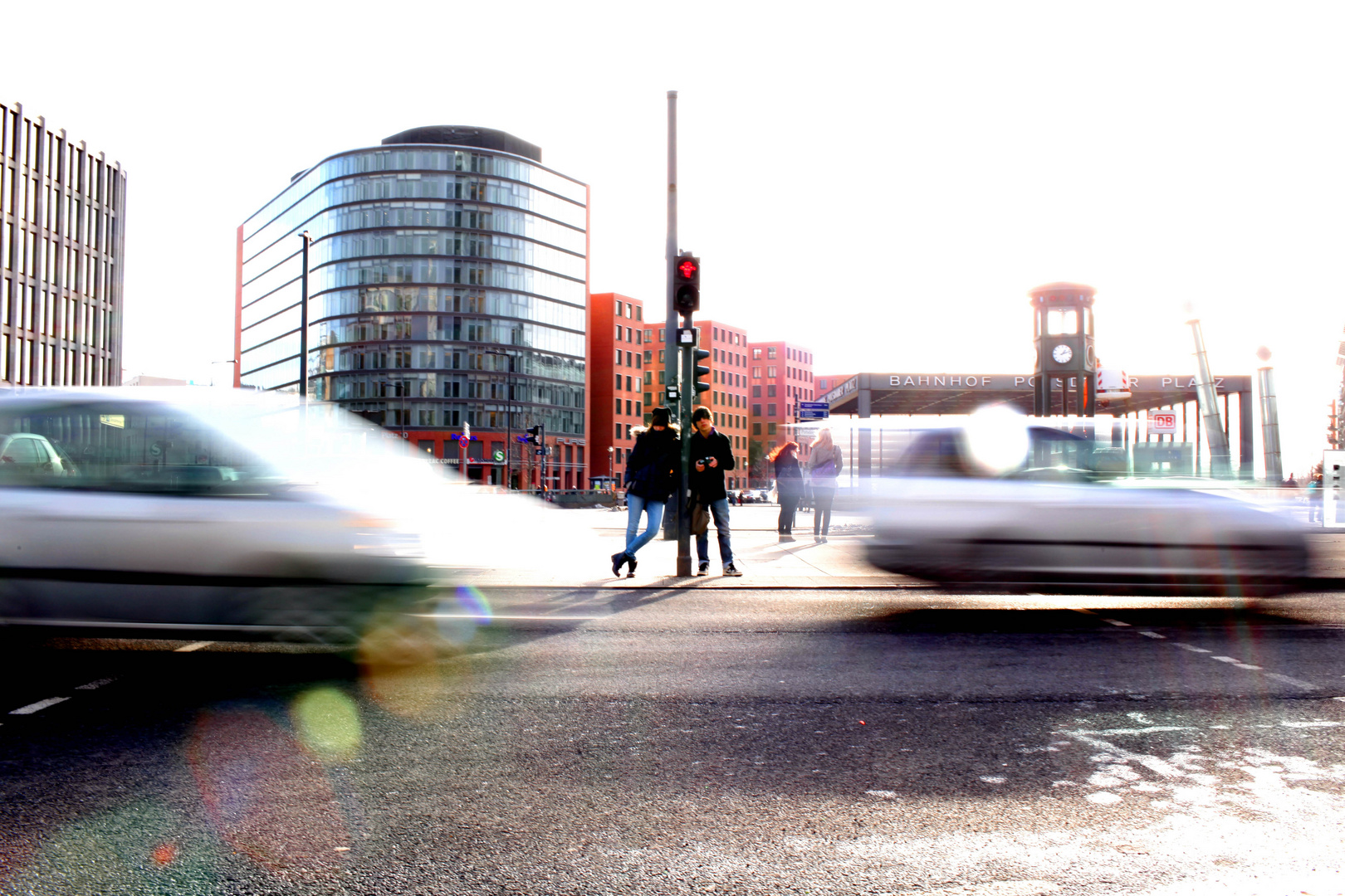 Fliegende Autos am Potsdamer Platz