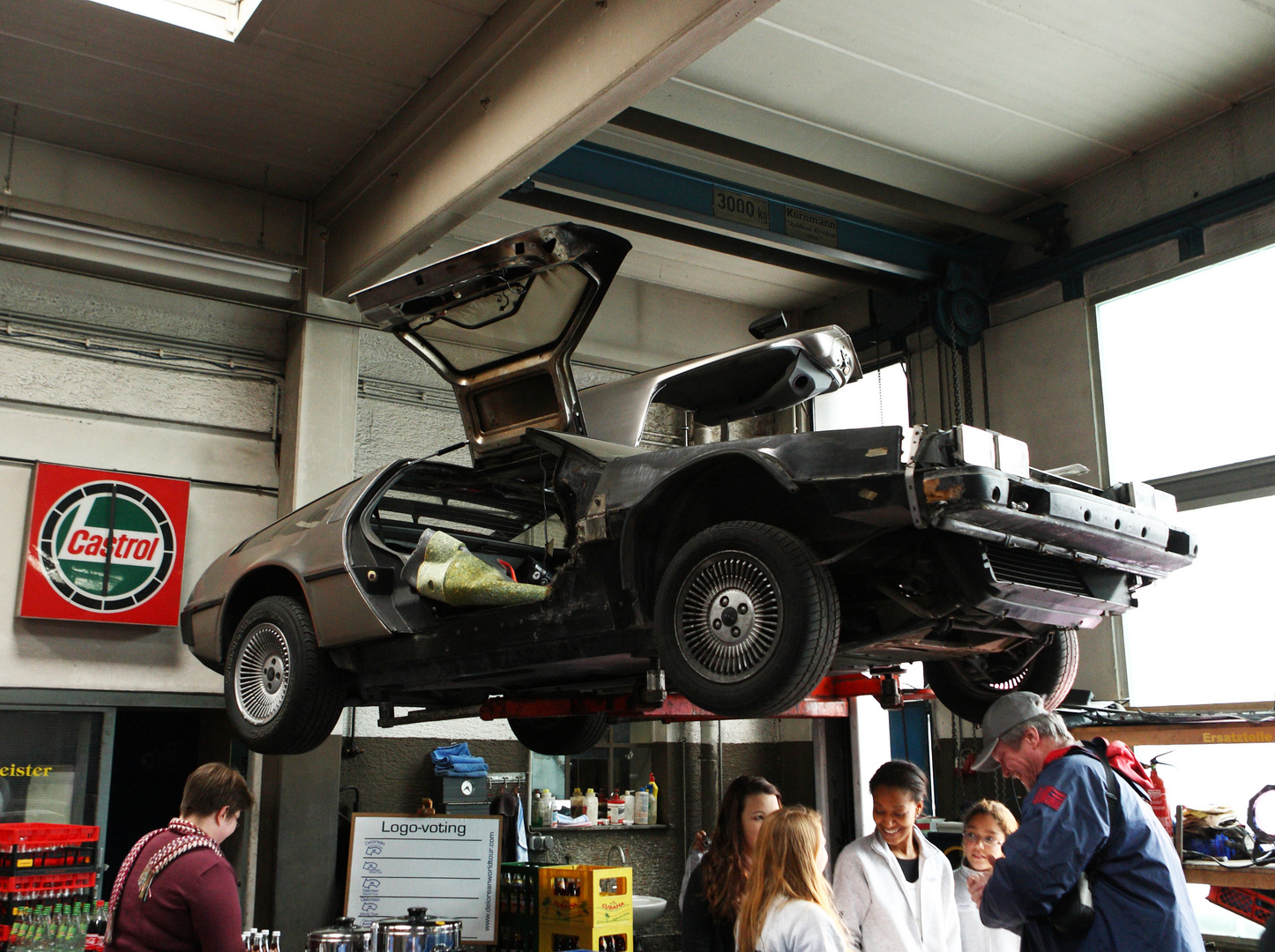 Fliegender Delorean