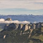 fliegender Hoher Kasten mit Bergspitzchen...