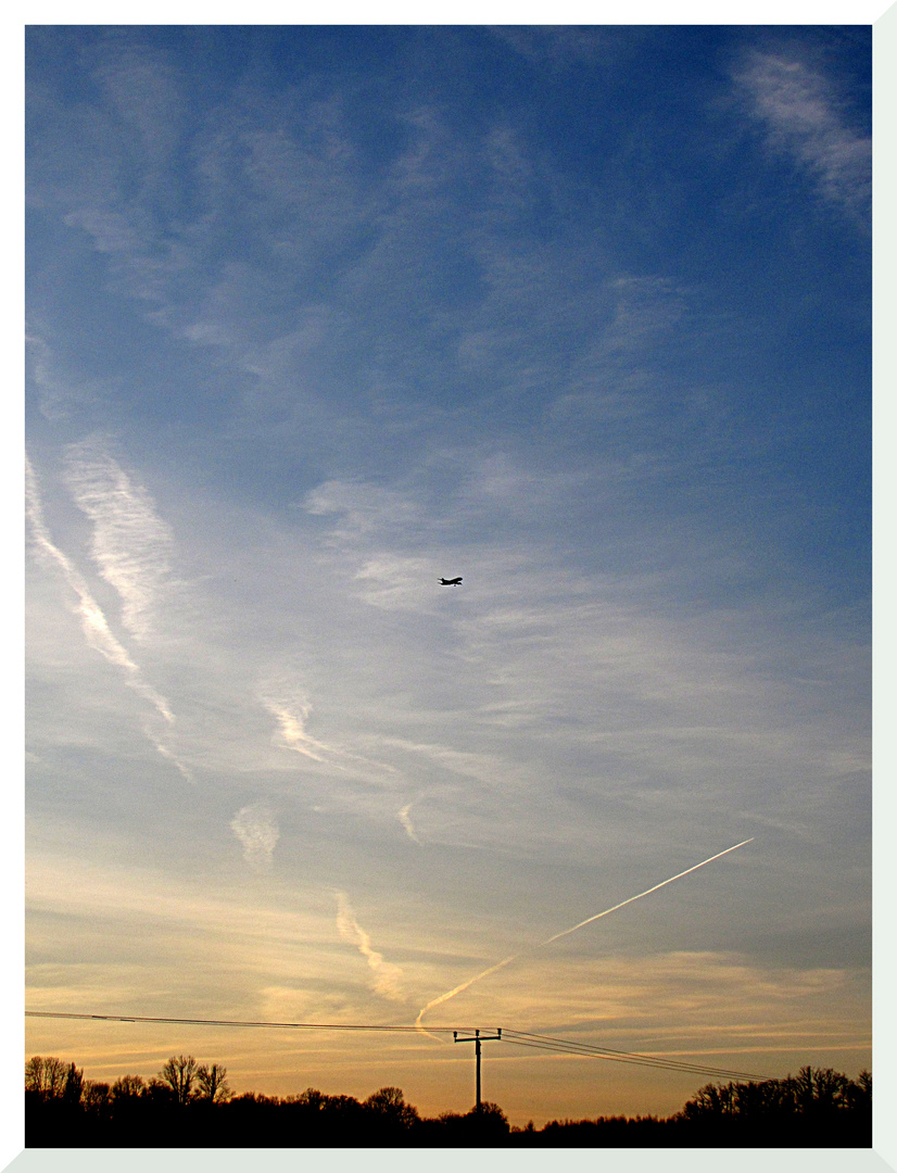 Flieger am Himmel - Letzte Woche waren Sie noch da...