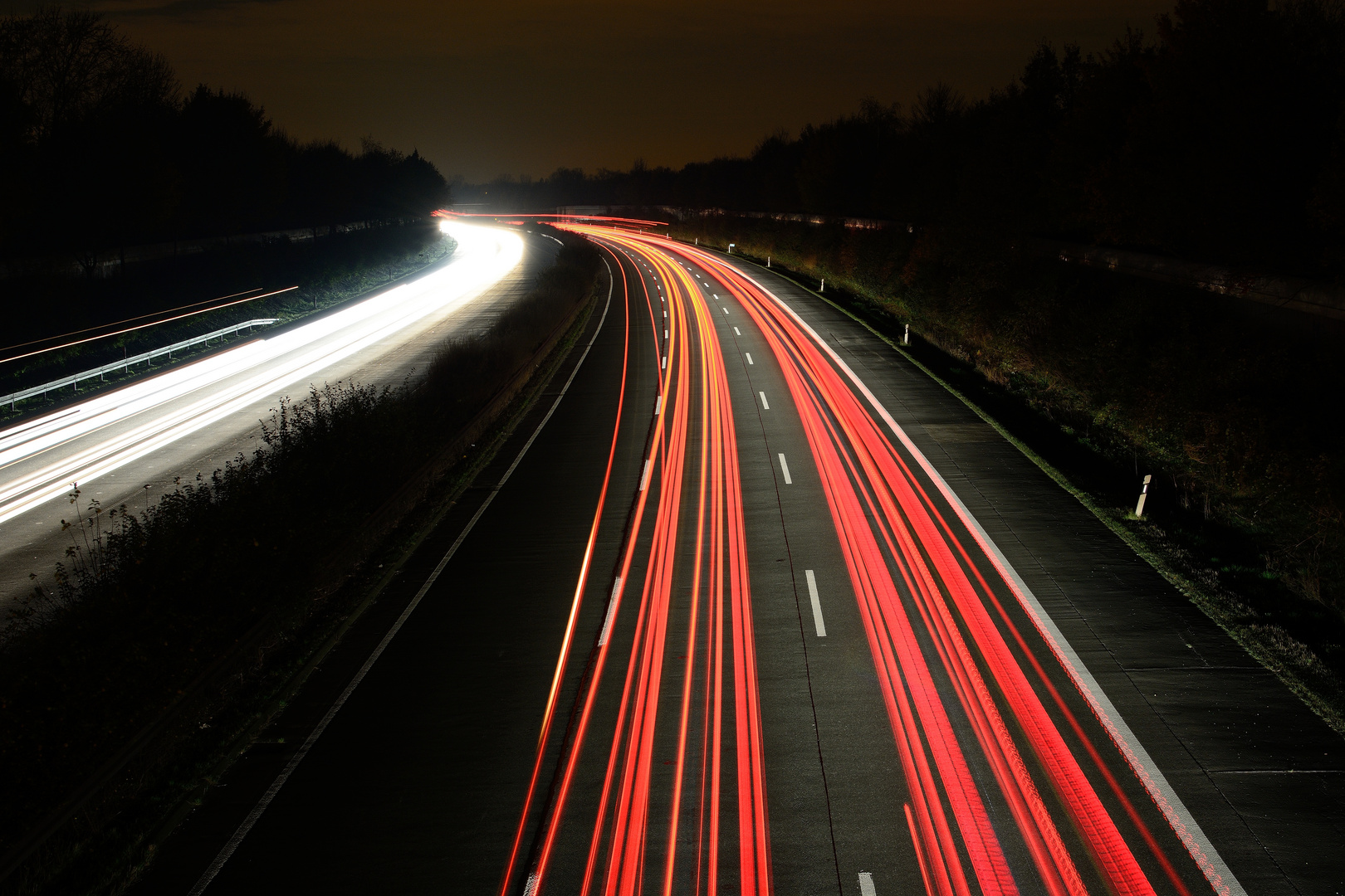 fließender Verkehr auf der A2