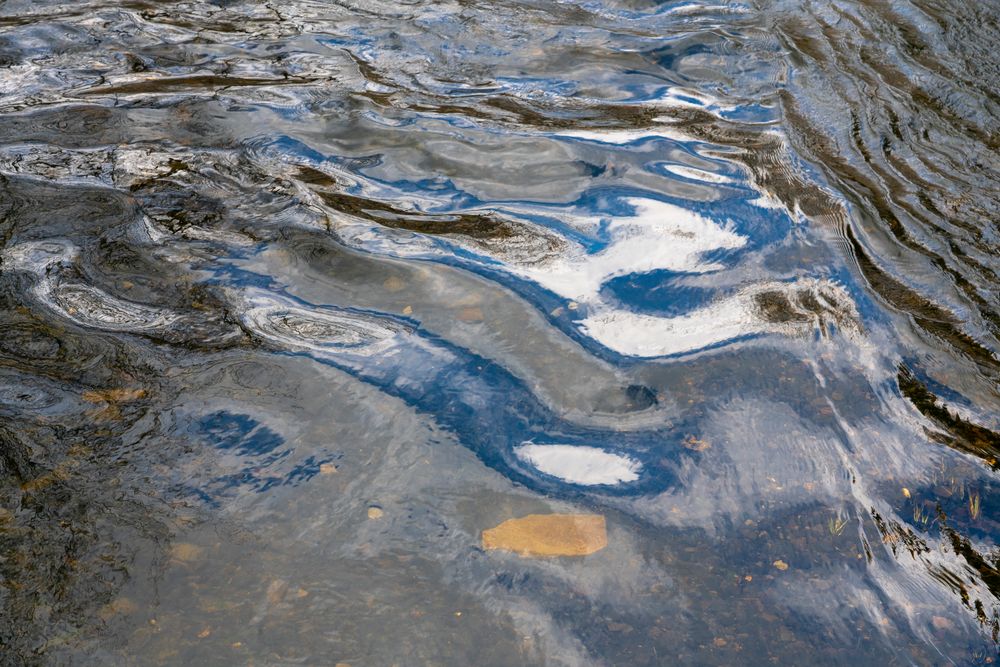 Fließendes Wasser erzählt Geschichten ...