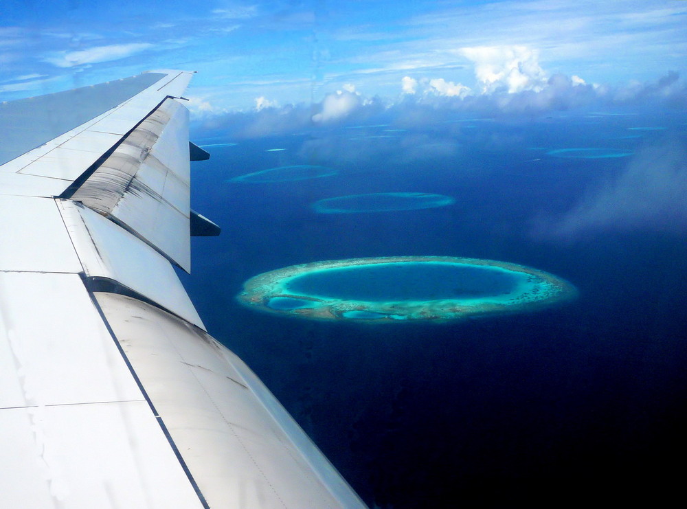 FLIGHT OVER THE ISLANDS