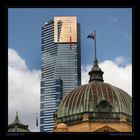 Flinders Street Station & Eureka Tower, Melbourne, VIC / AU