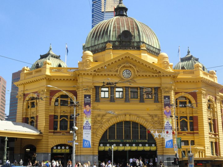 Flinders train station