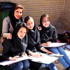 Flirt mit iranischen Architekturstudentinnen