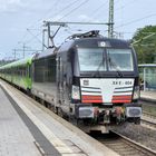 Flixtrain mit Schnurbartlok