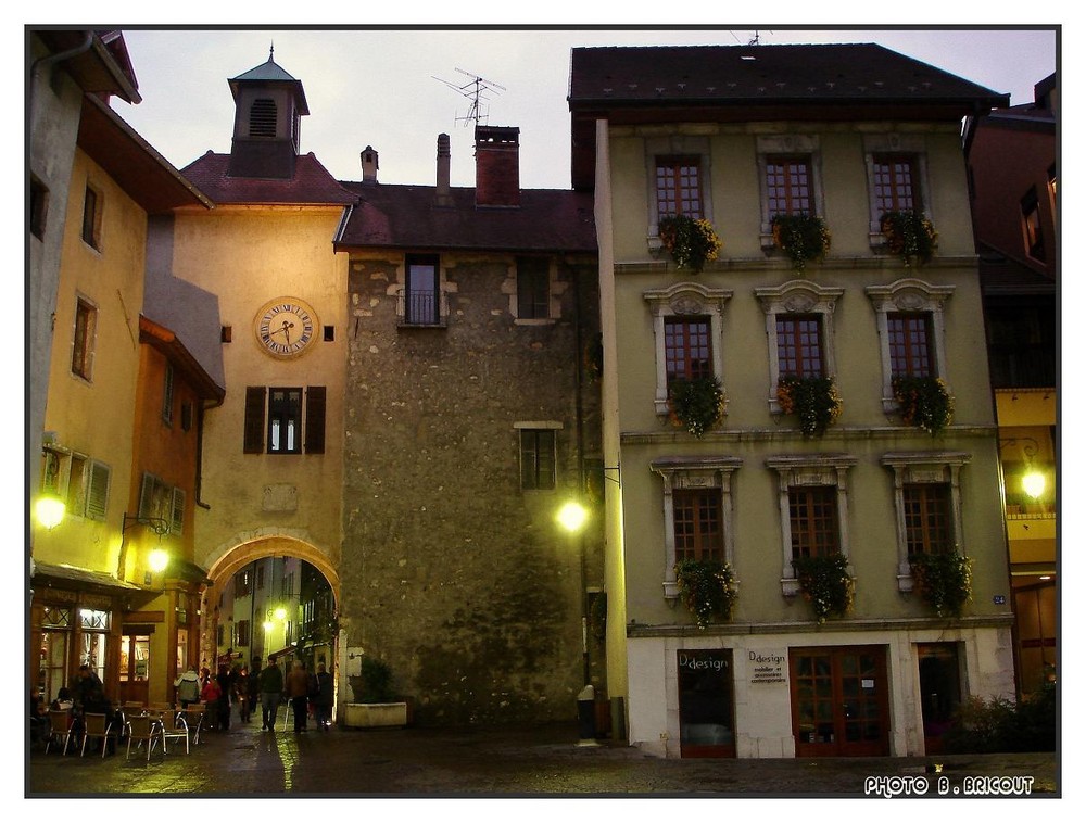 Flânerie nocturne dans Annecy