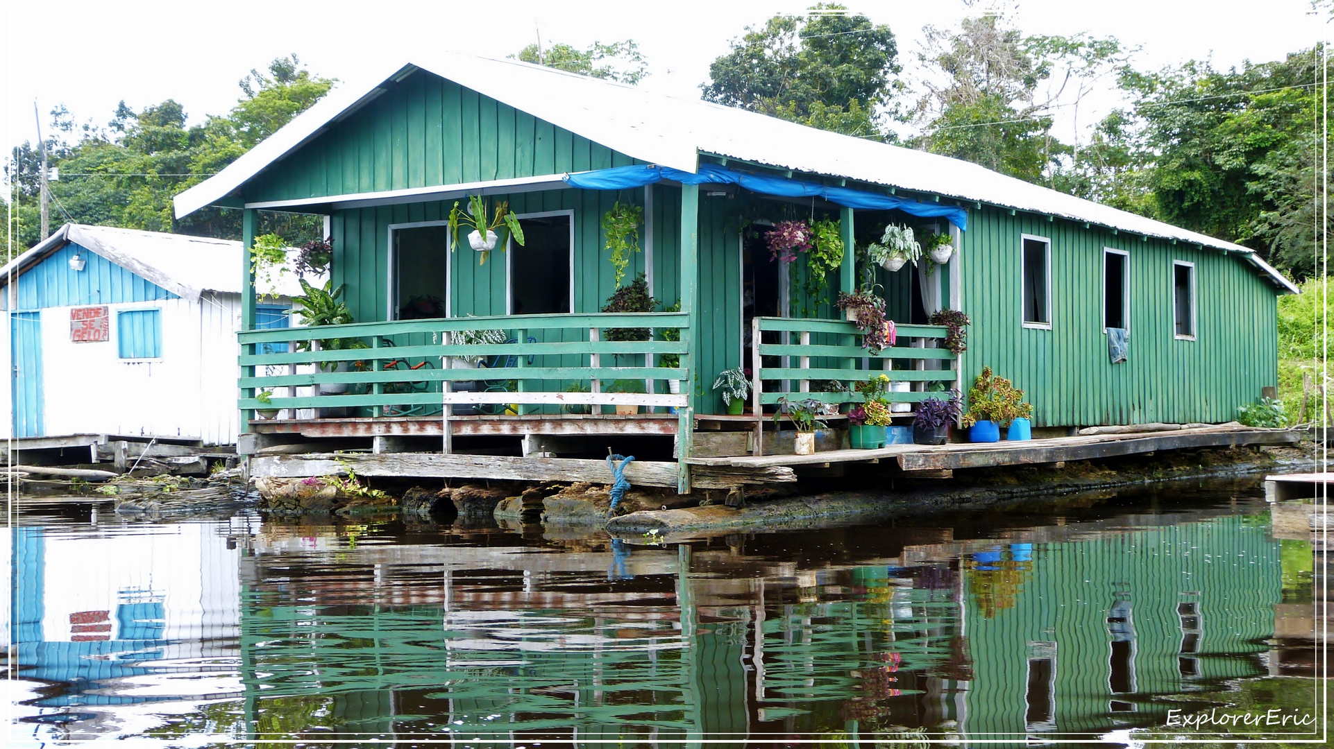 Floating Houses..............