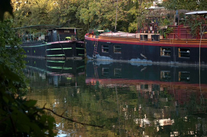 Floating houses