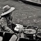 Floating market 4