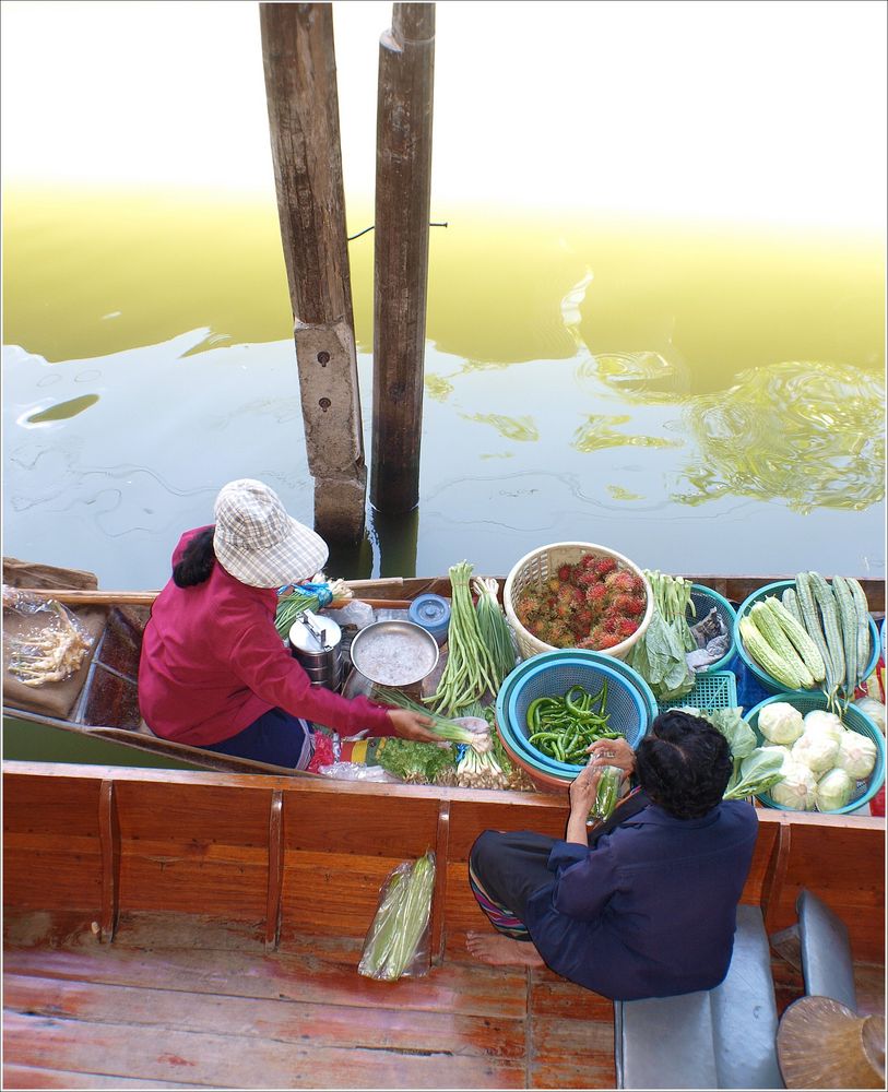 floating market