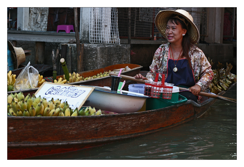 Floating Market in Damnoen Saduak 01 | Thailand