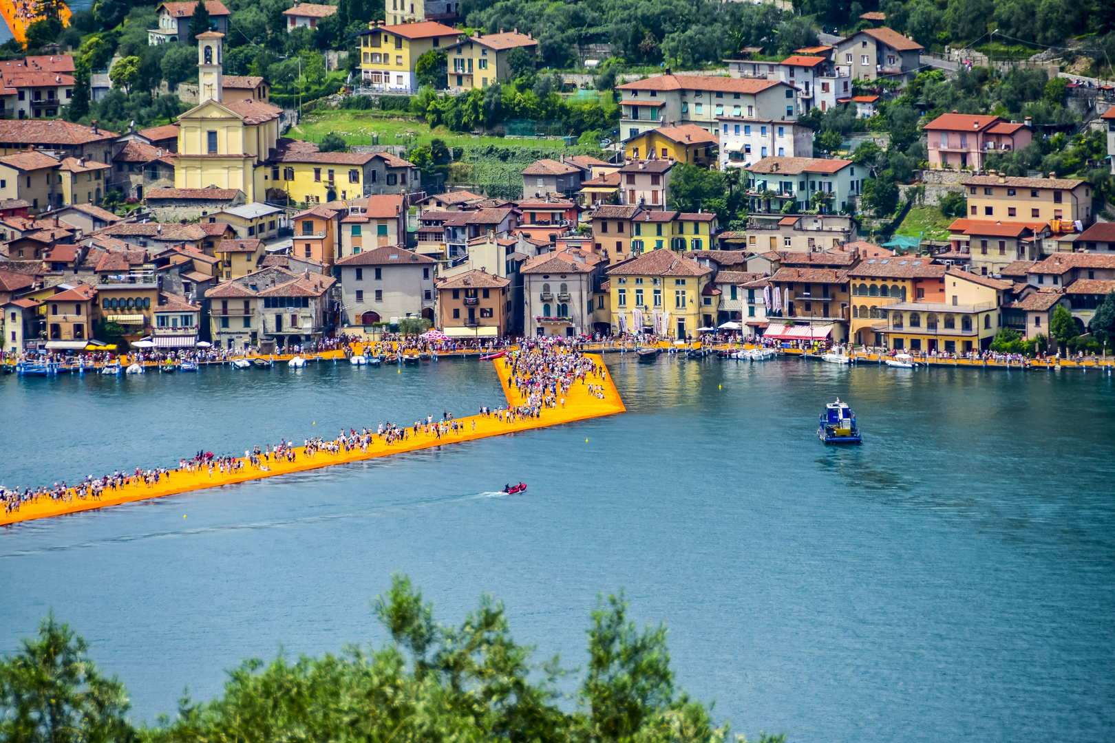 Floating Piers