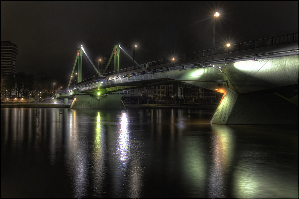 "Floeser Brücke"