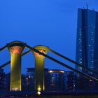 Flößerbrücke und neue EZB bei Nacht