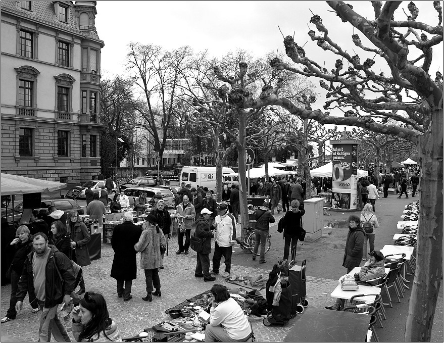 Flohmarkt am Mainufer