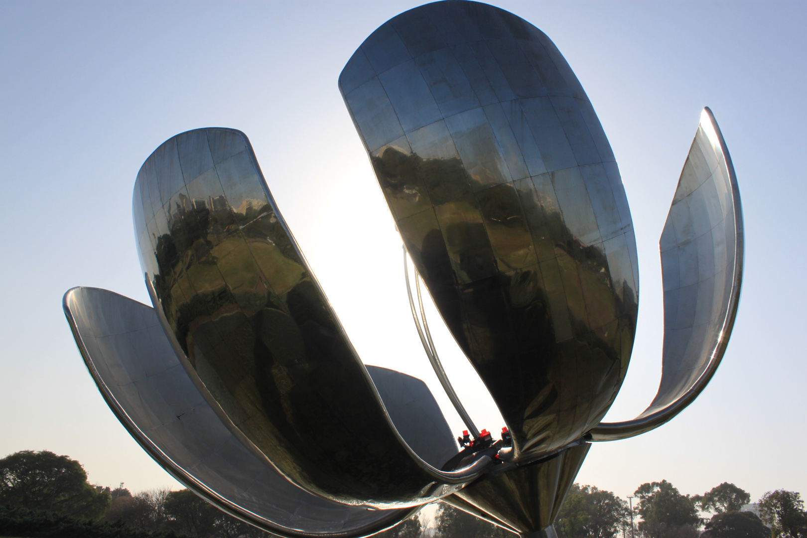 Floralis Generica - Buenos Aires - AR