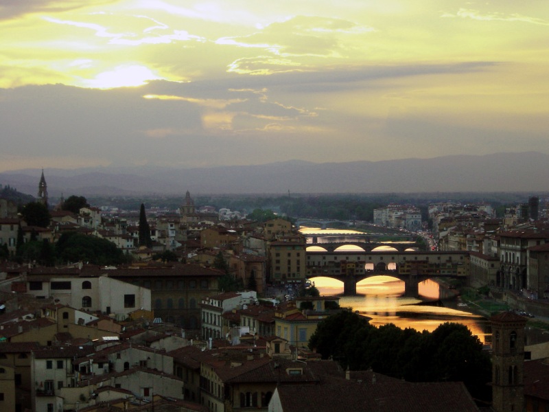 Florenz auf dem Weg in die Nacht