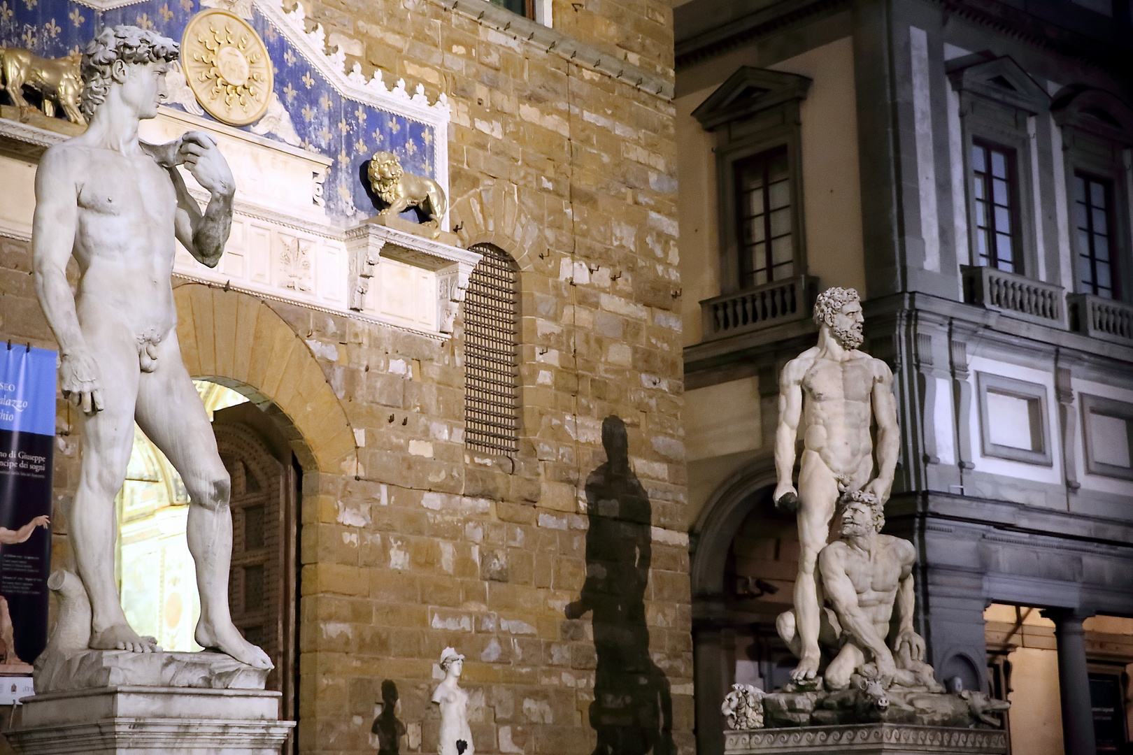 Florenz bei Nacht - David und Herkules mit Cacus