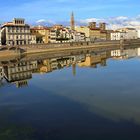Florenz spiegelt sich im Arno