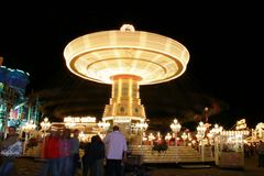 Flotte Kette auf der Düsseldorfer Kirmes