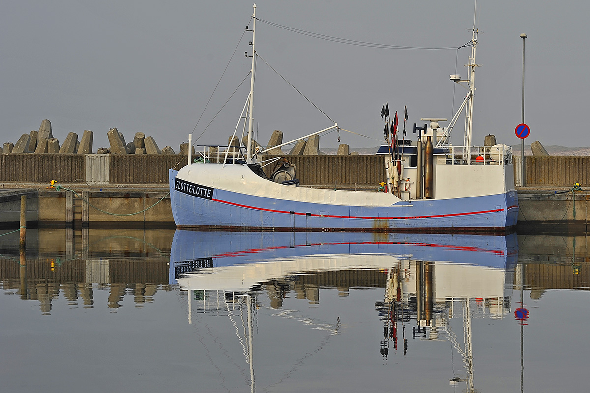 Flotte Lotte: Fischkutter im Halteverbot