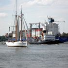 flotter 3er auf der Elbe......