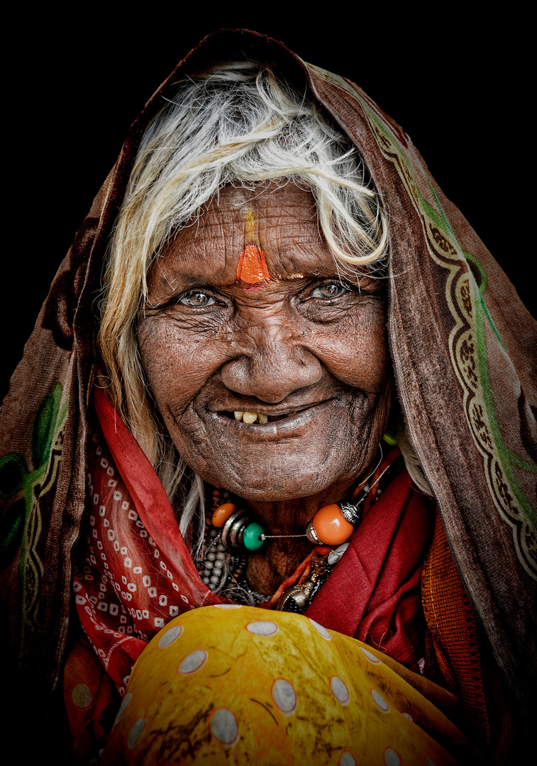 flower lady of Udaipur