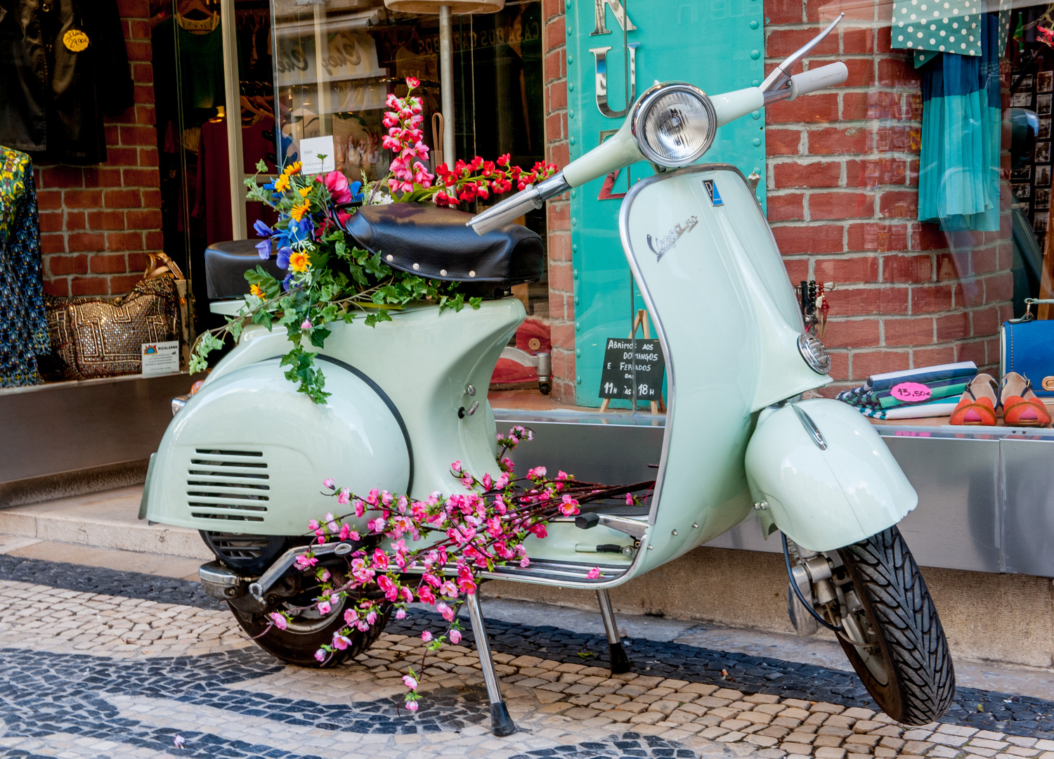 Flower-Vespa