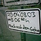 fluch auf dem gehweg...