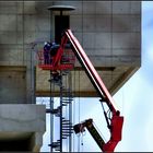 Fluchttreppenmontage bei Müllentsorgung/Heizkraftwerk.