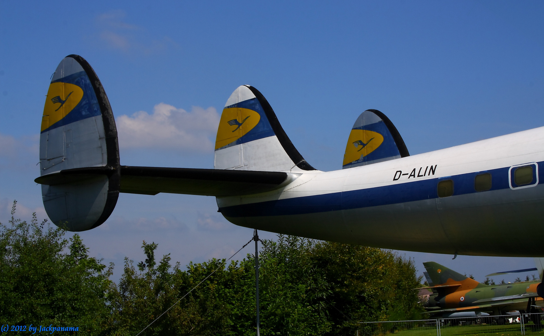 Flügel der  Lockheed L-1049 G Super Constellation der Lufthansa