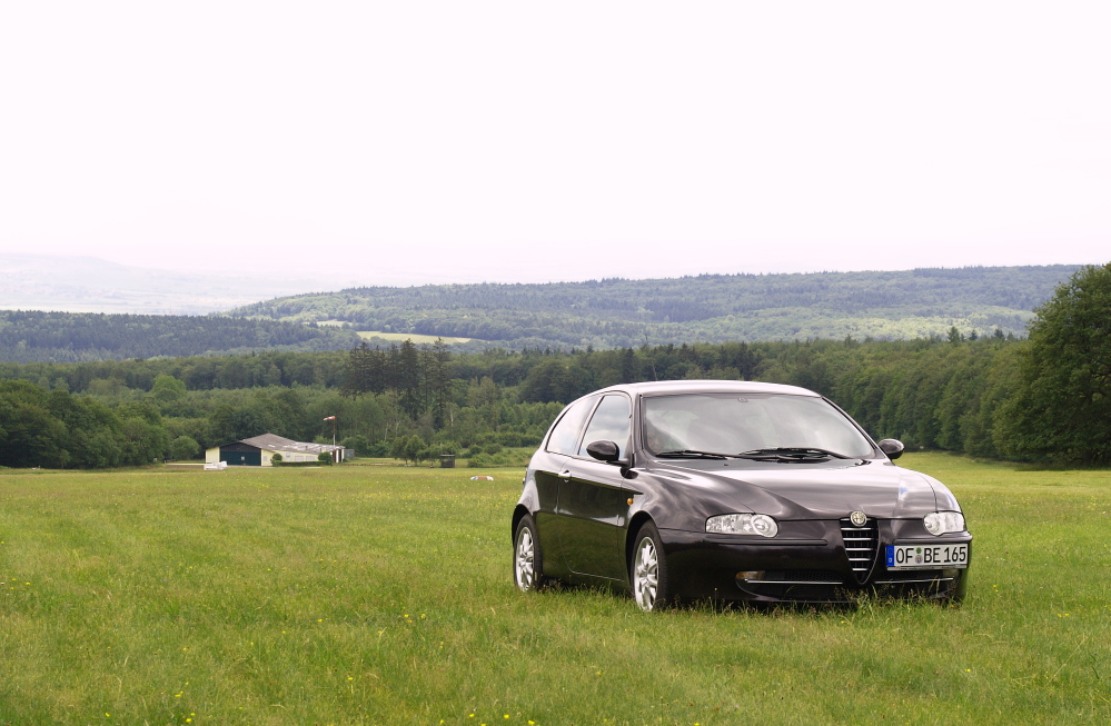 Flug Alfa 147 gelandet