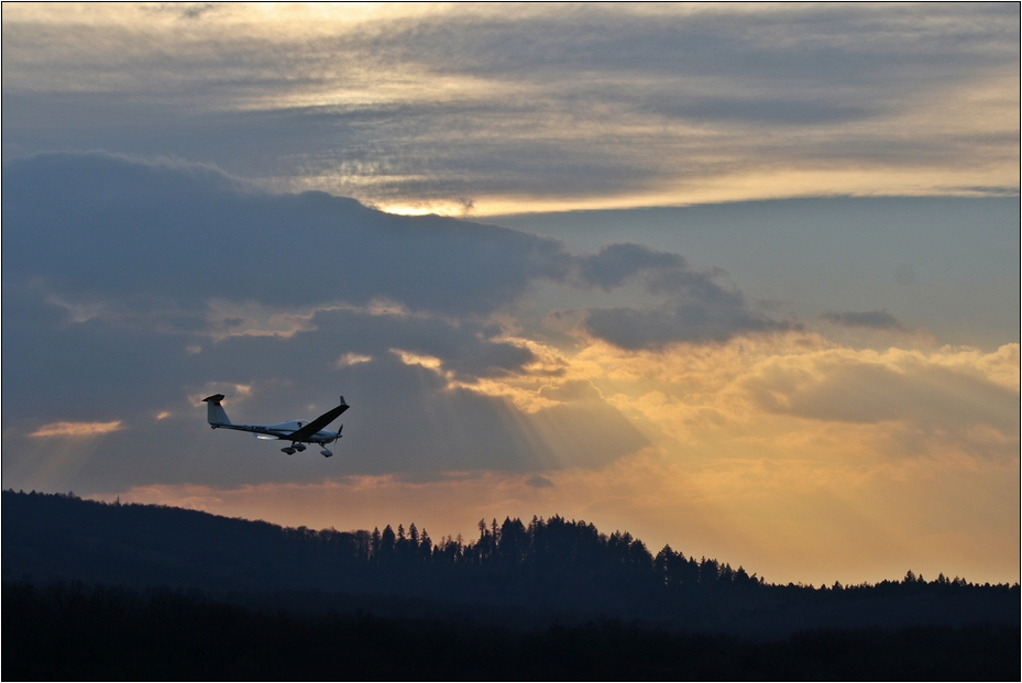 Flug in den Abend